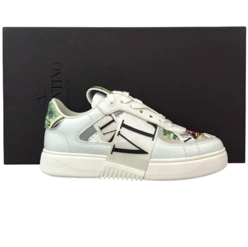 Valentino Shoes(+13 brand new)